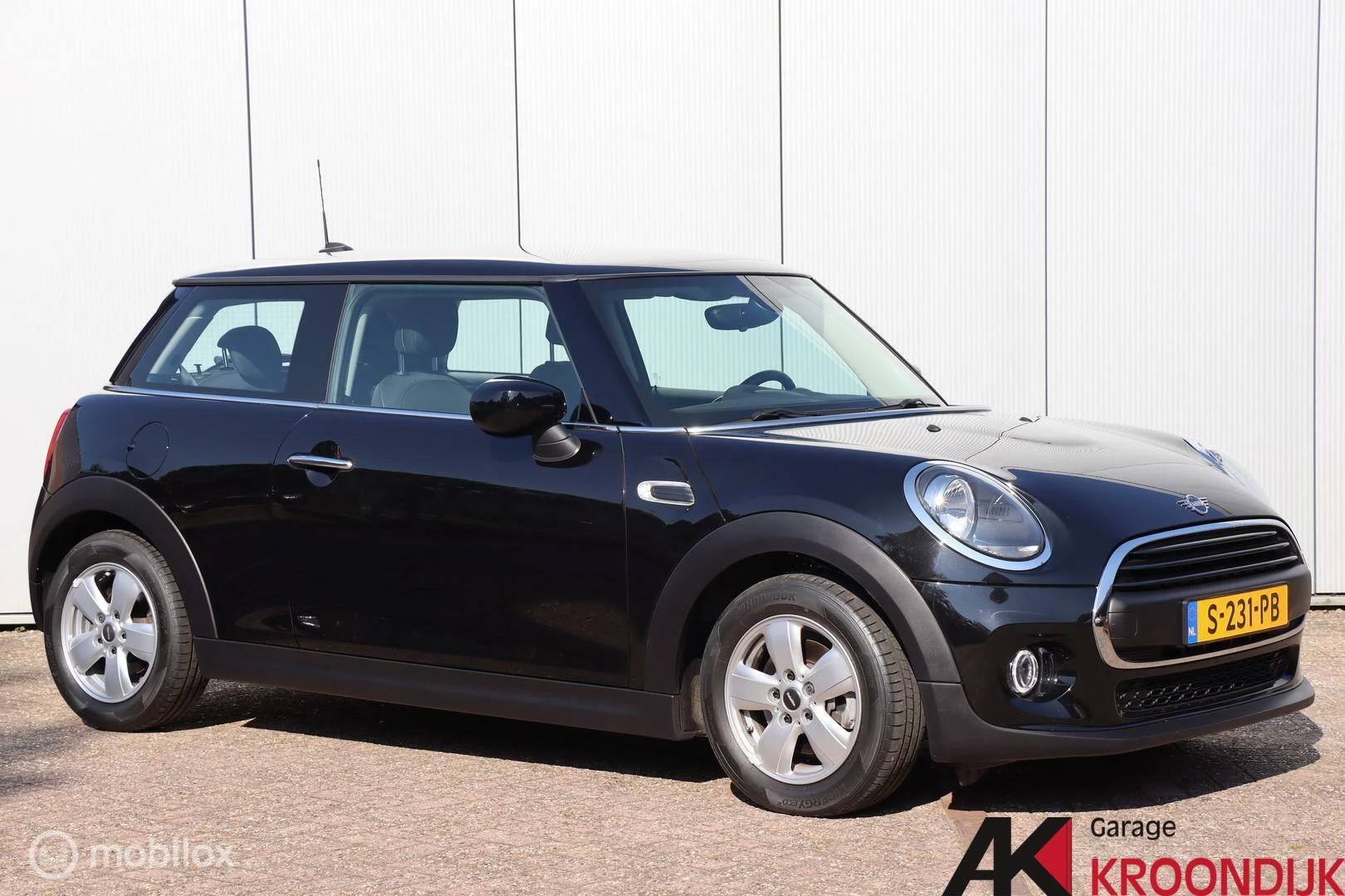 Hoofdafbeelding MINI One