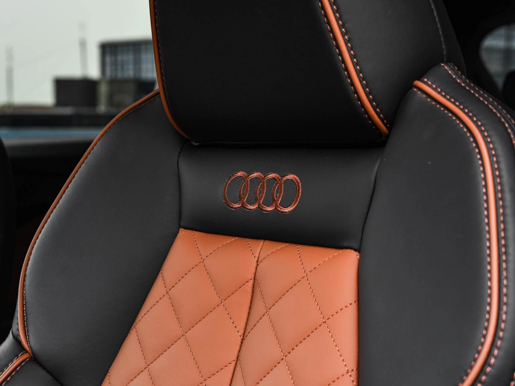 Hoofdafbeelding Audi Q4 e-tron