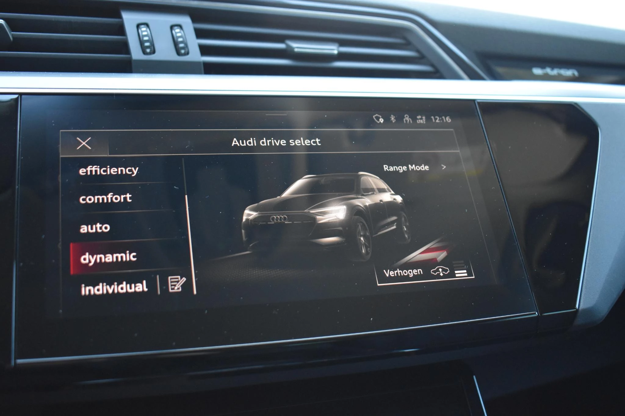Hoofdafbeelding Audi Q8 e-tron