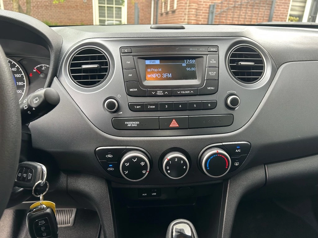 Hoofdafbeelding Hyundai i10