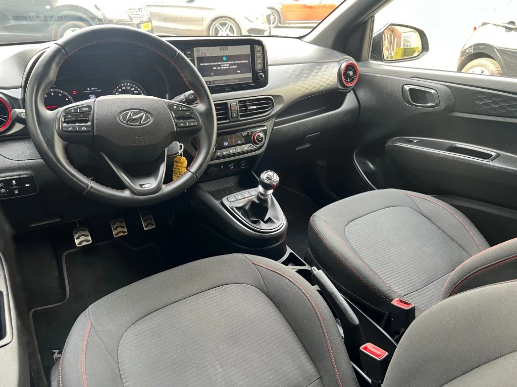 Hoofdafbeelding Hyundai i10