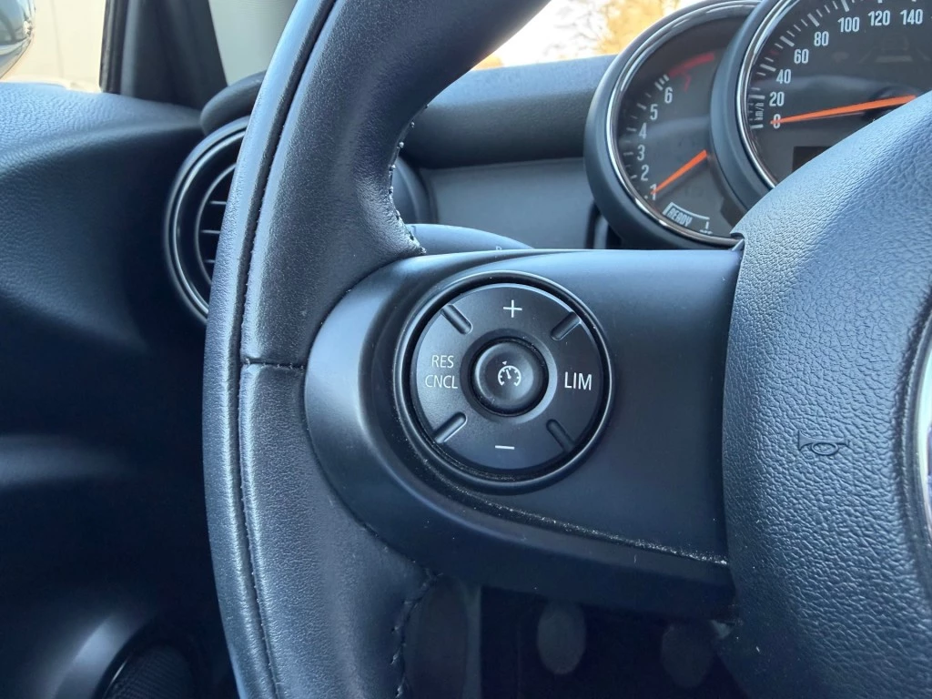 Hoofdafbeelding MINI One