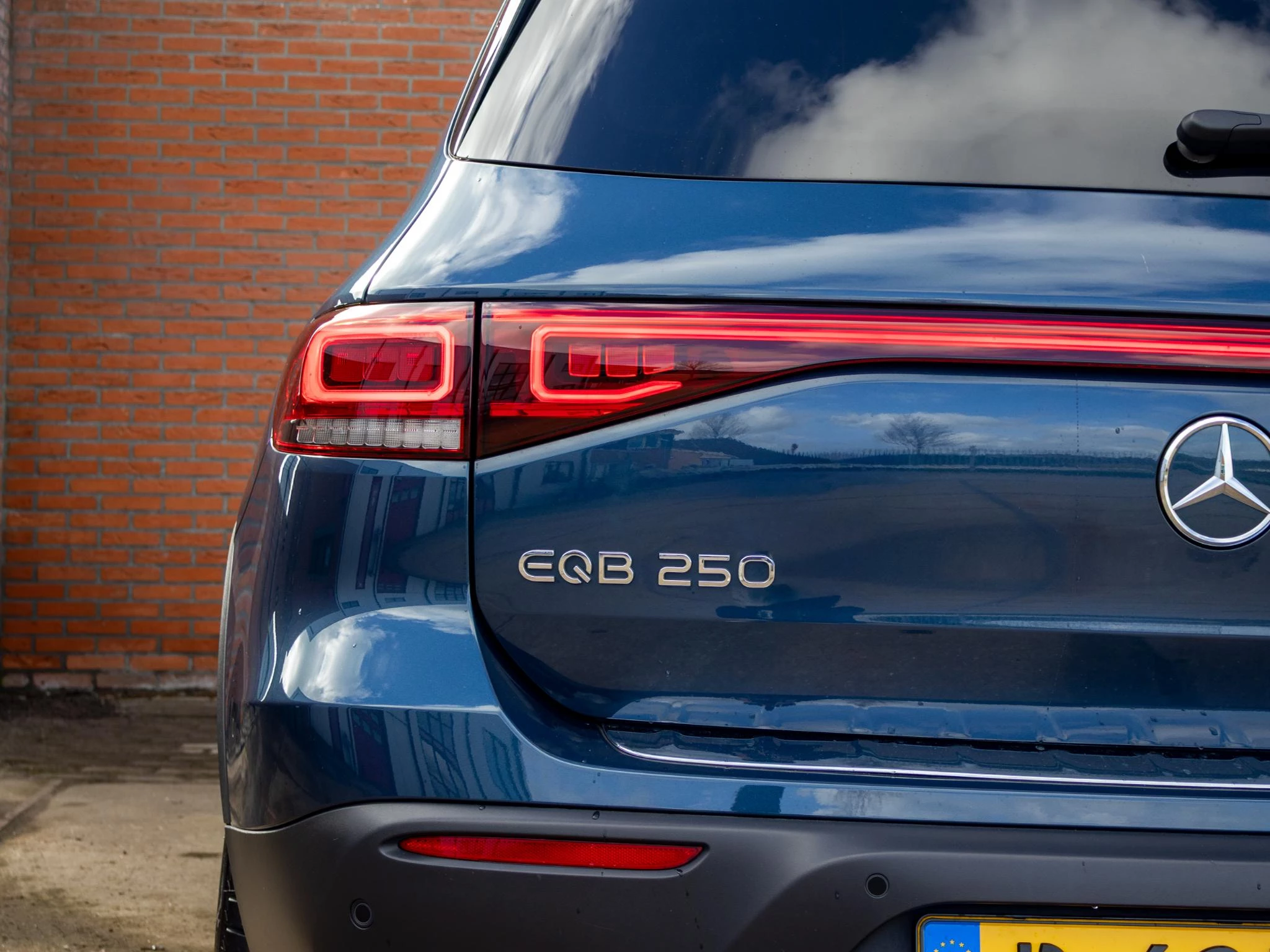 Hoofdafbeelding Mercedes-Benz EQB