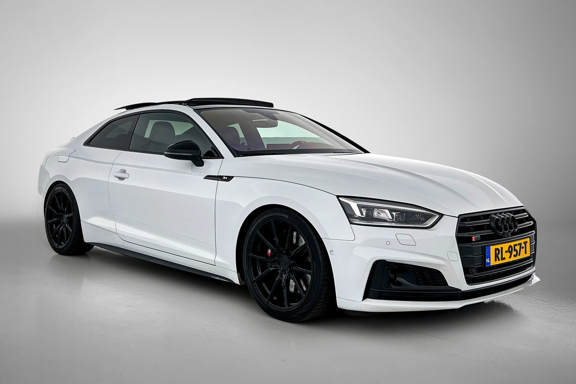 Hoofdafbeelding Audi S5