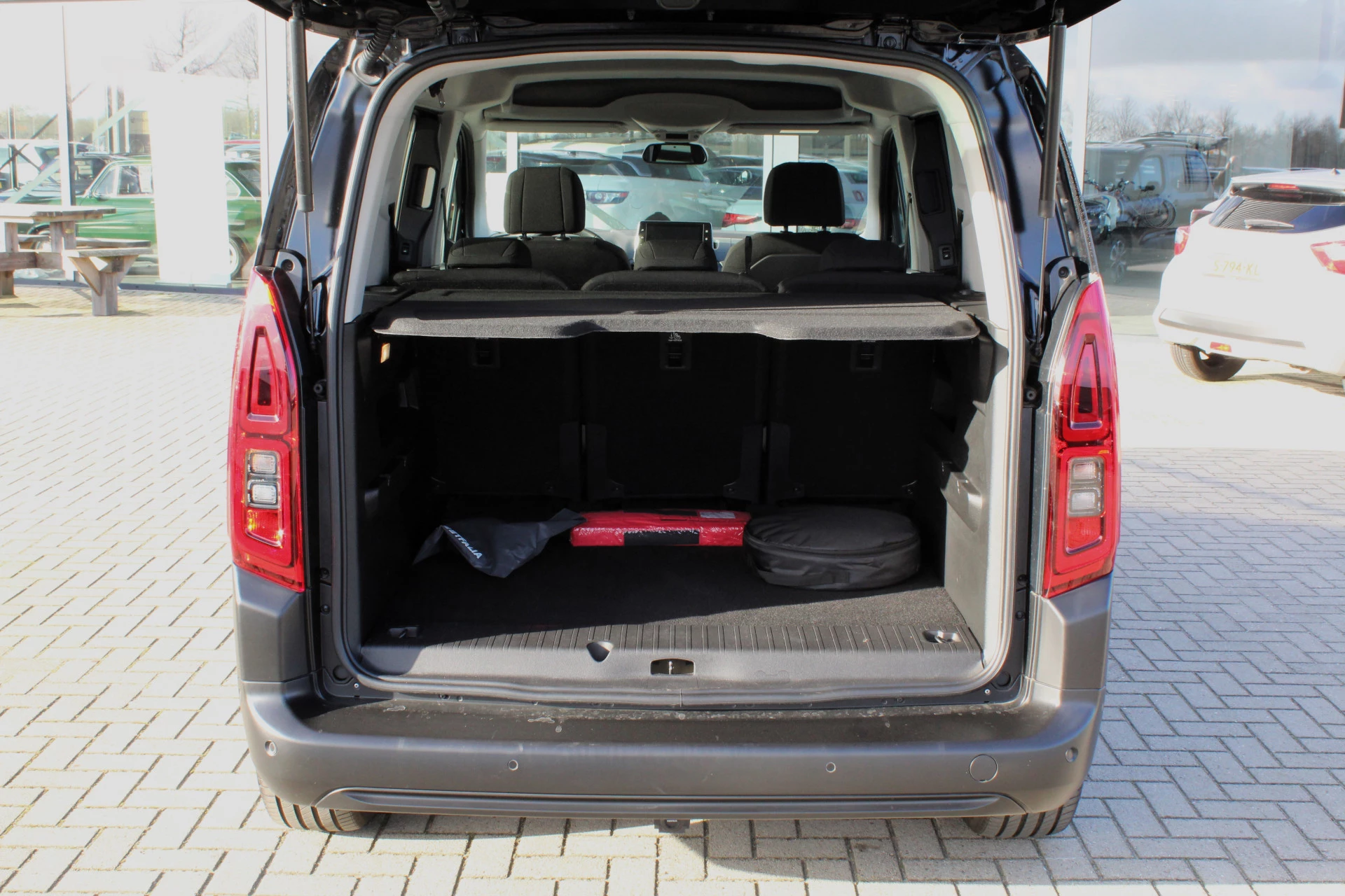 Hoofdafbeelding Citroën ë-Berlingo