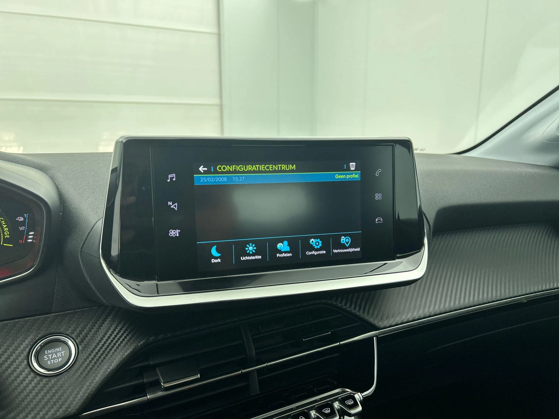 Hoofdafbeelding Peugeot e-208