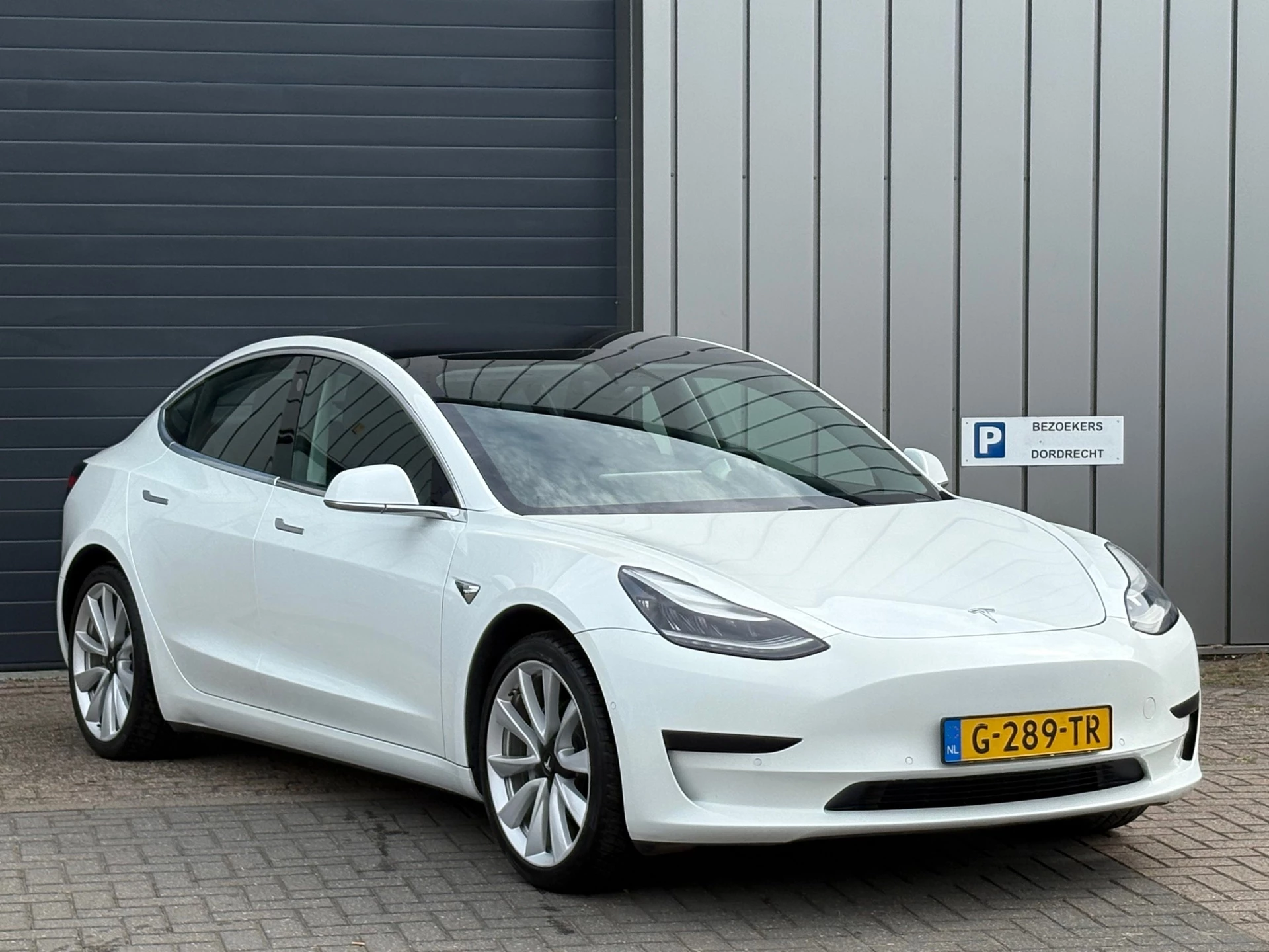 Hoofdafbeelding Tesla Model 3