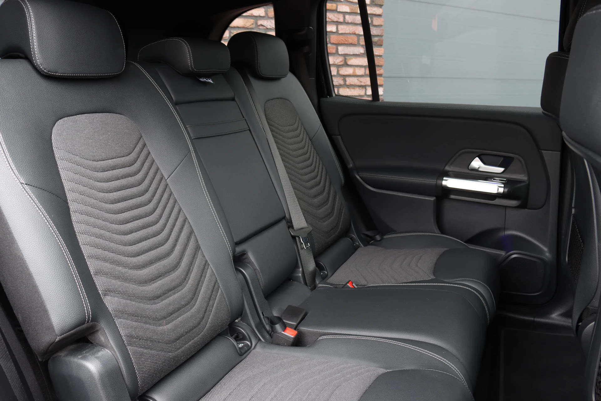 Hoofdafbeelding Mercedes-Benz EQB