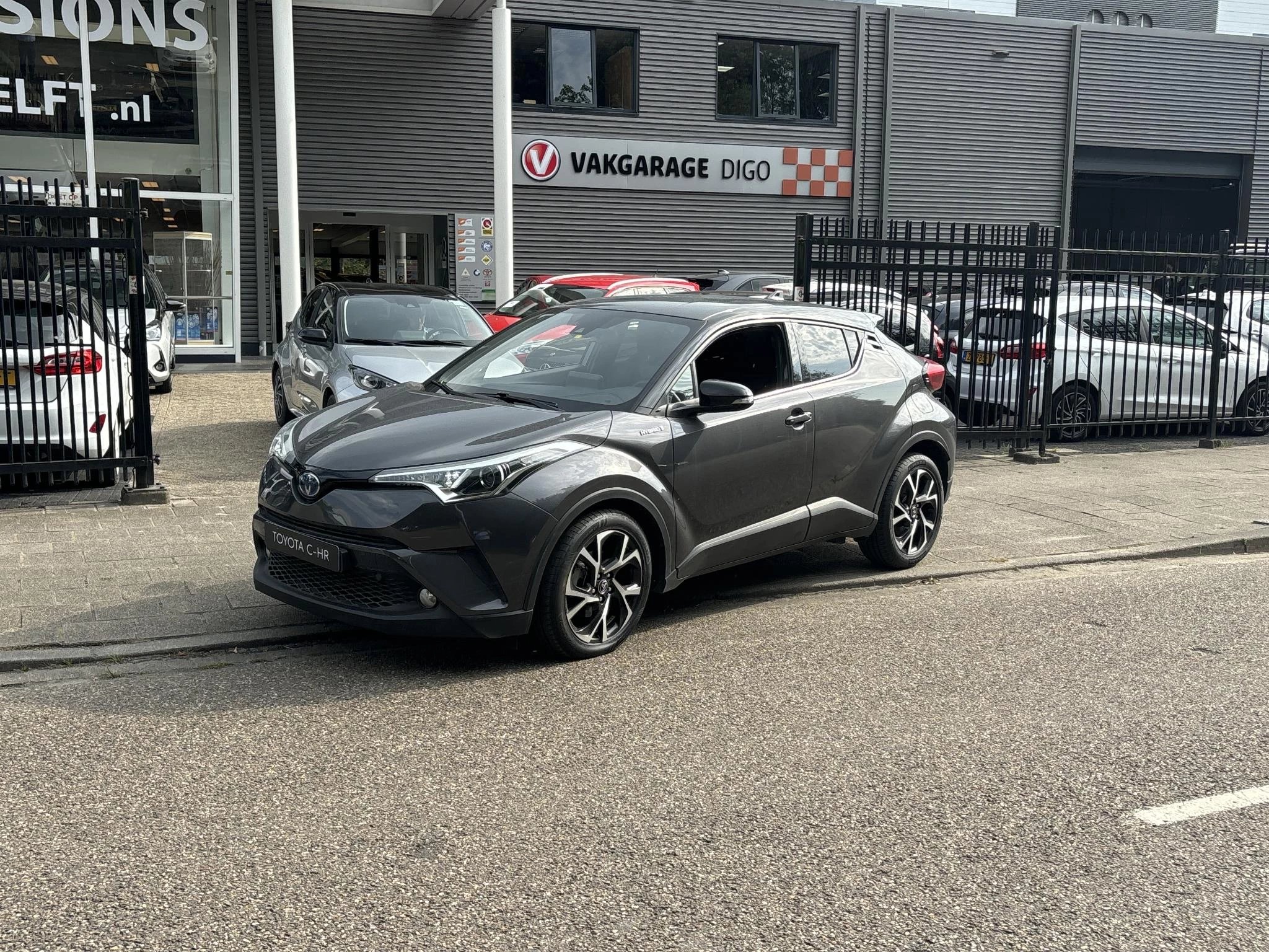 Hoofdafbeelding Toyota C-HR