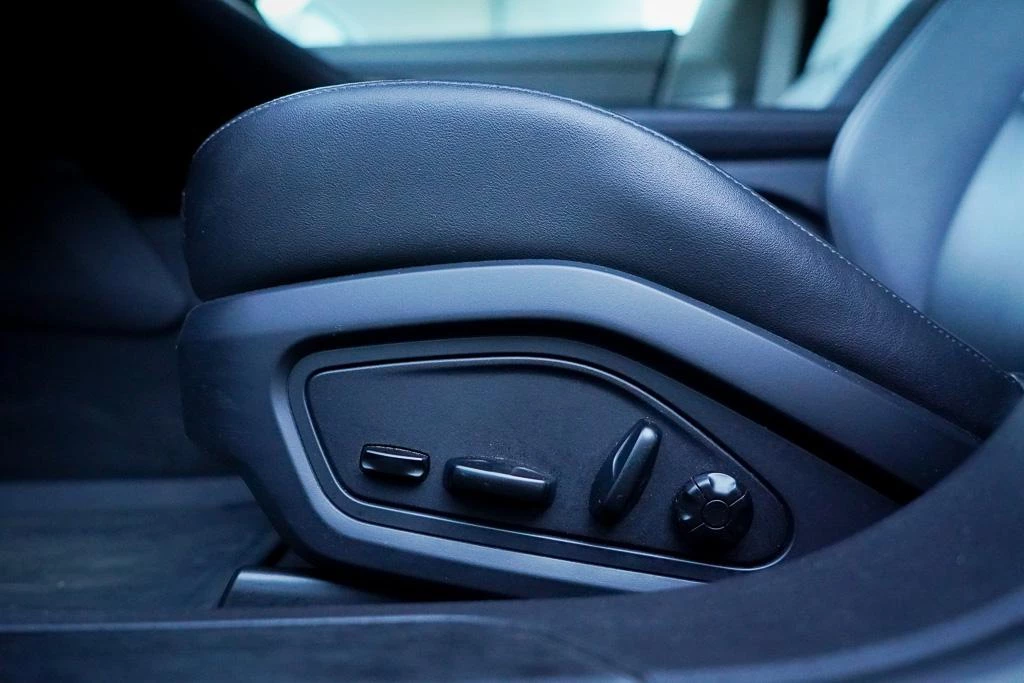 Hoofdafbeelding Porsche Taycan