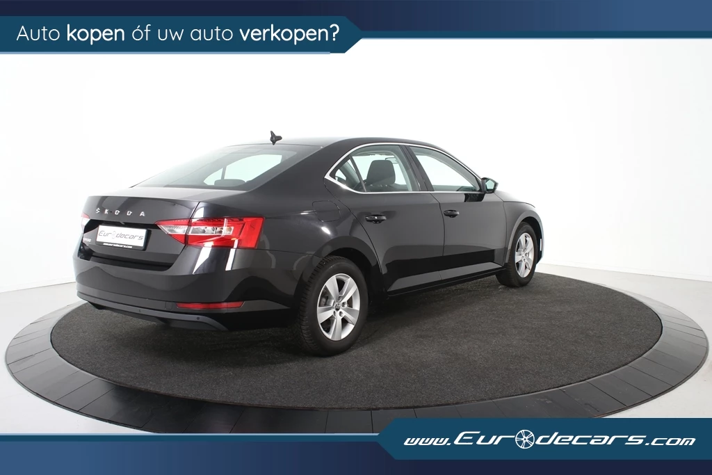 Hoofdafbeelding Škoda Superb