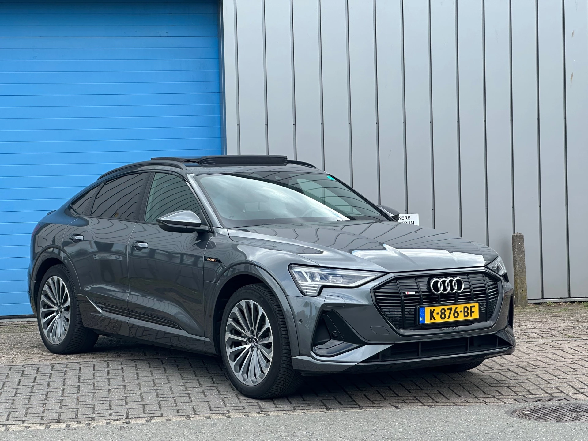 Hoofdafbeelding Audi e-tron
