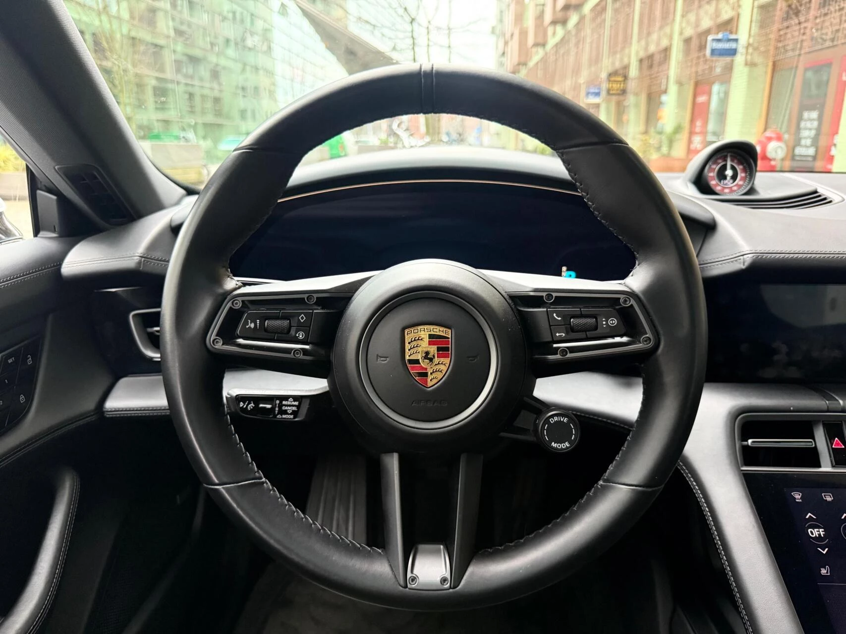 Hoofdafbeelding Porsche Taycan