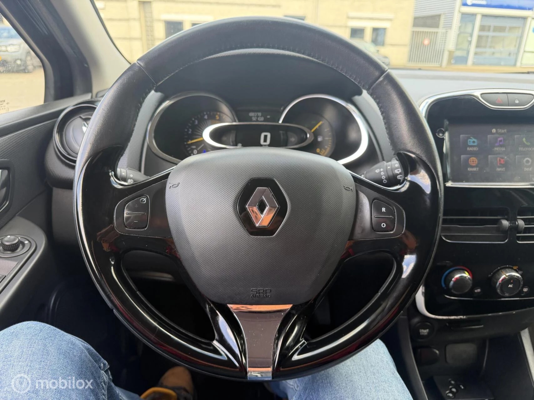 Hoofdafbeelding Renault Clio