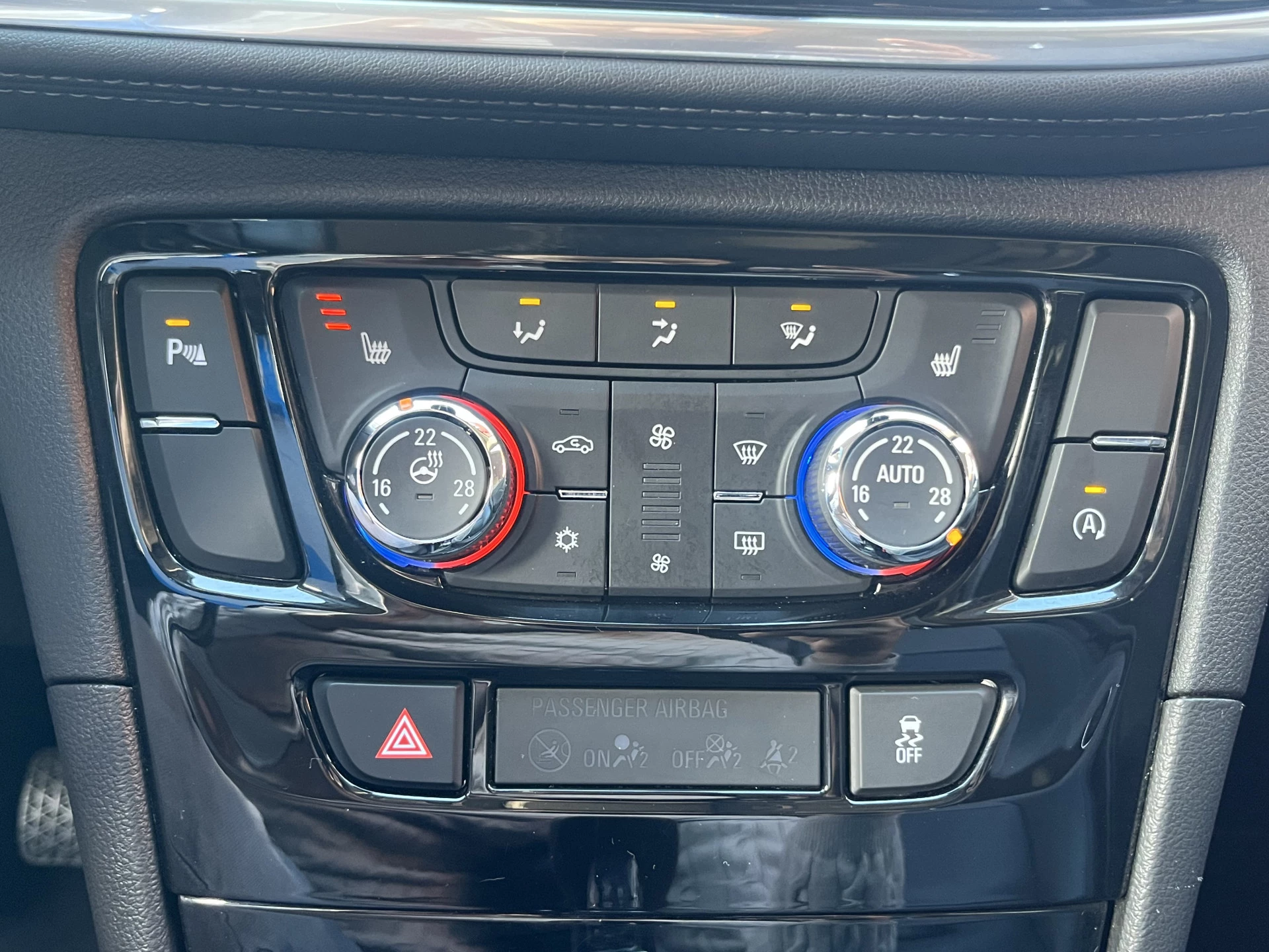 Hoofdafbeelding Opel Mokka X