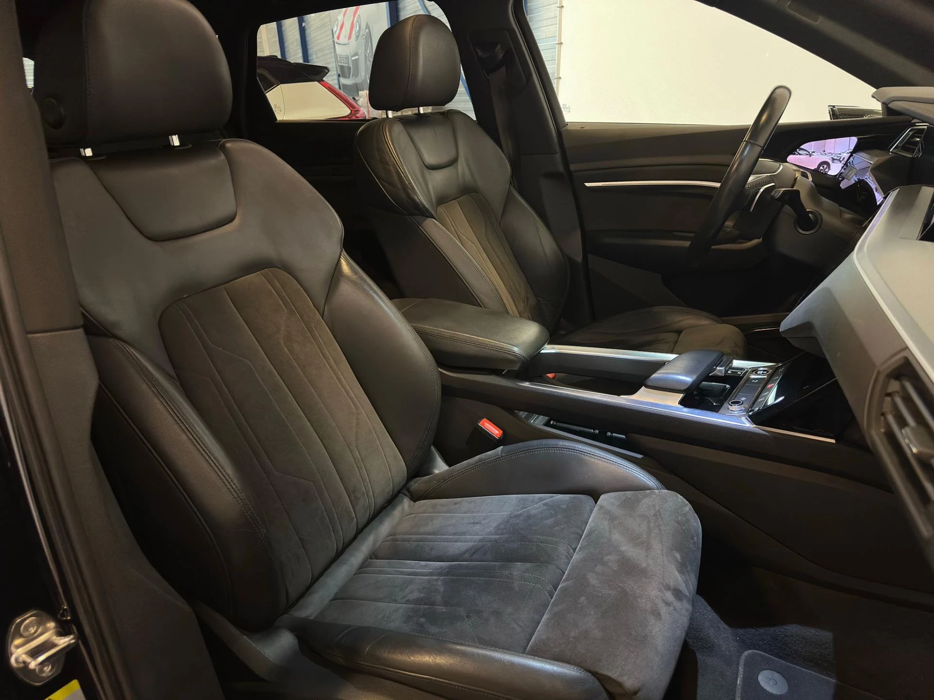 Hoofdafbeelding Audi e-tron