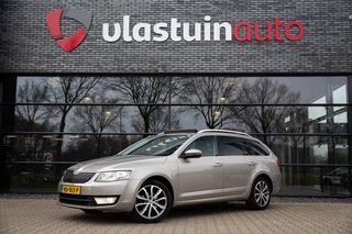 Škoda Octavia Combi 1.6 TDI Greentech Edition Businessline , Panoramadak, Trekhaak, Achteruitrijcamera,