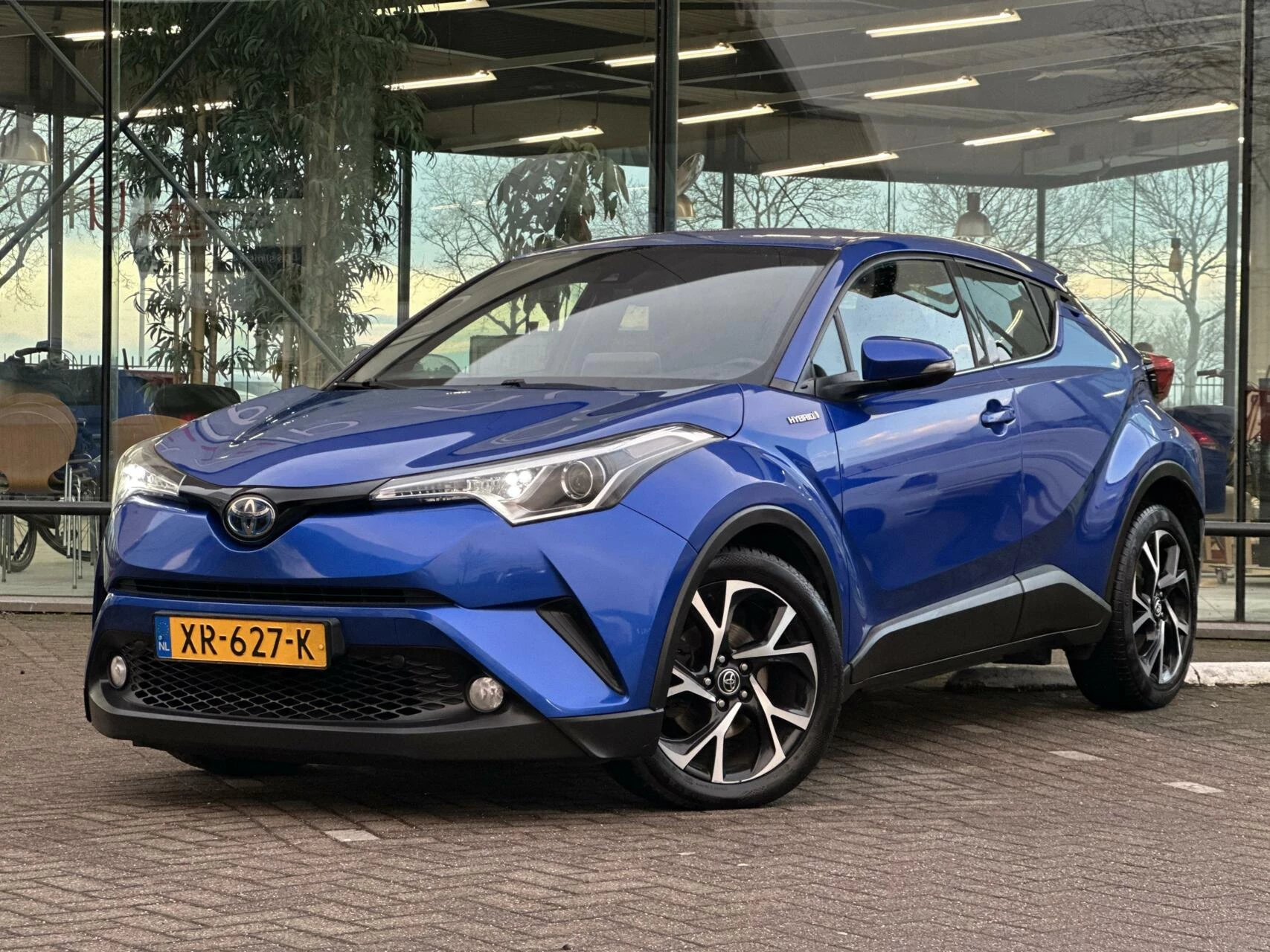 Hoofdafbeelding Toyota C-HR