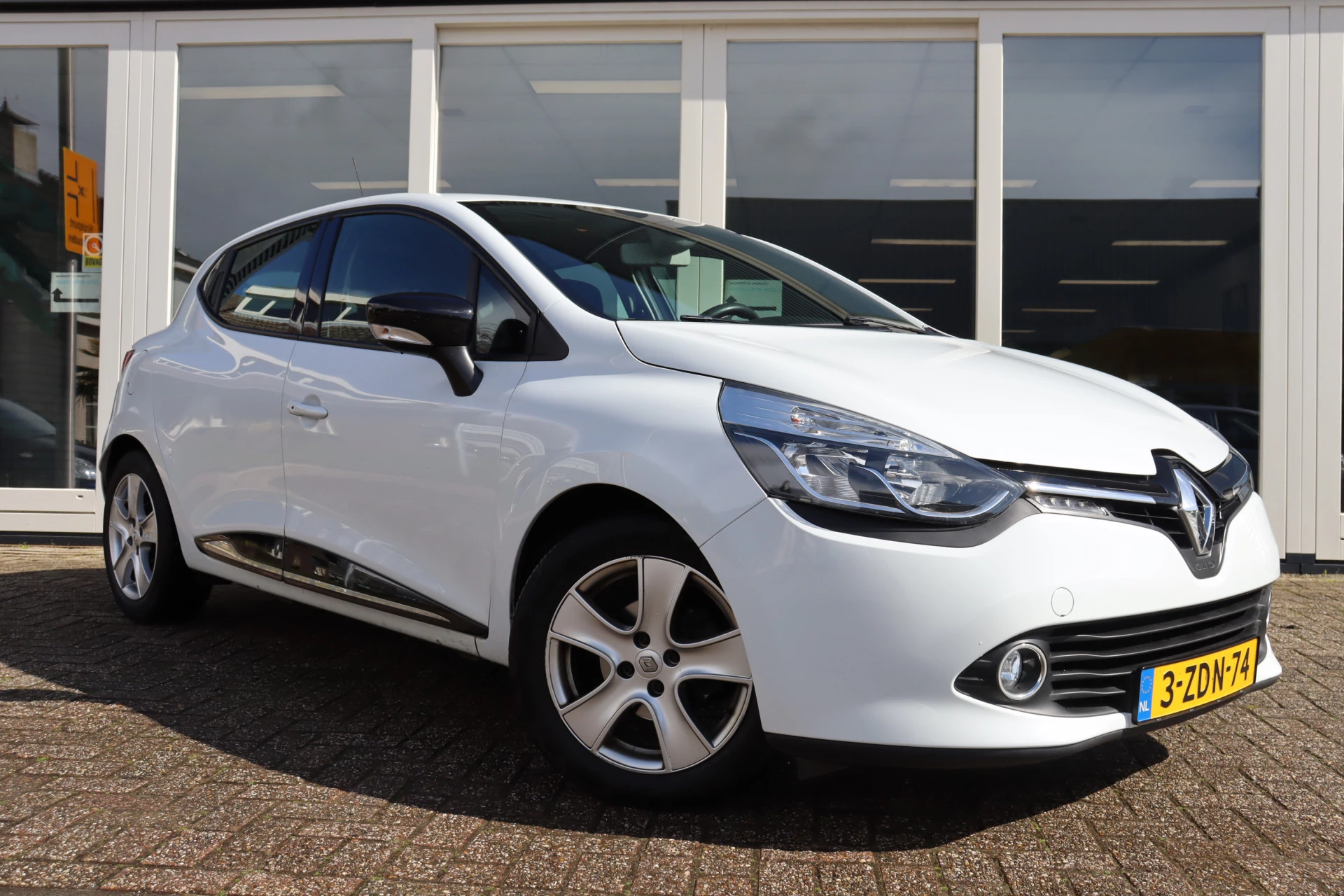 Hoofdafbeelding Renault Clio