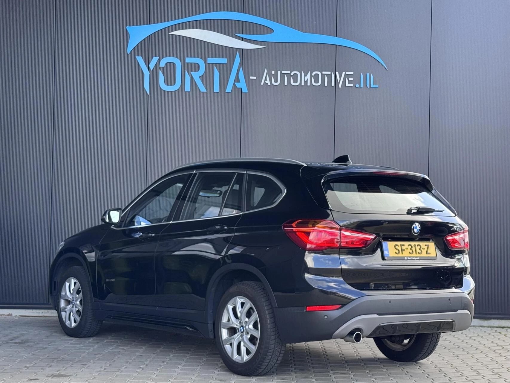 Hoofdafbeelding BMW X1