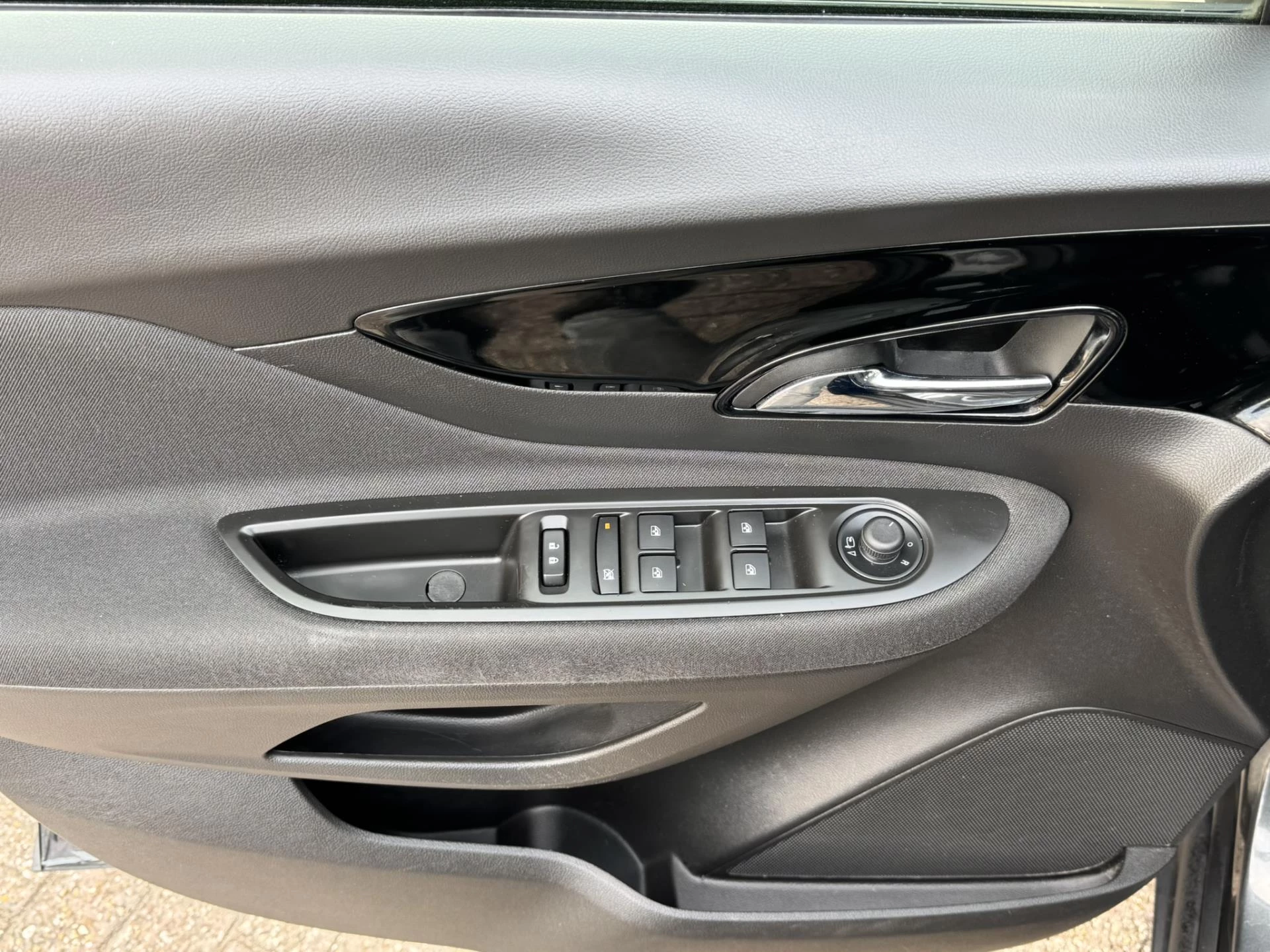 Hoofdafbeelding Opel Mokka X