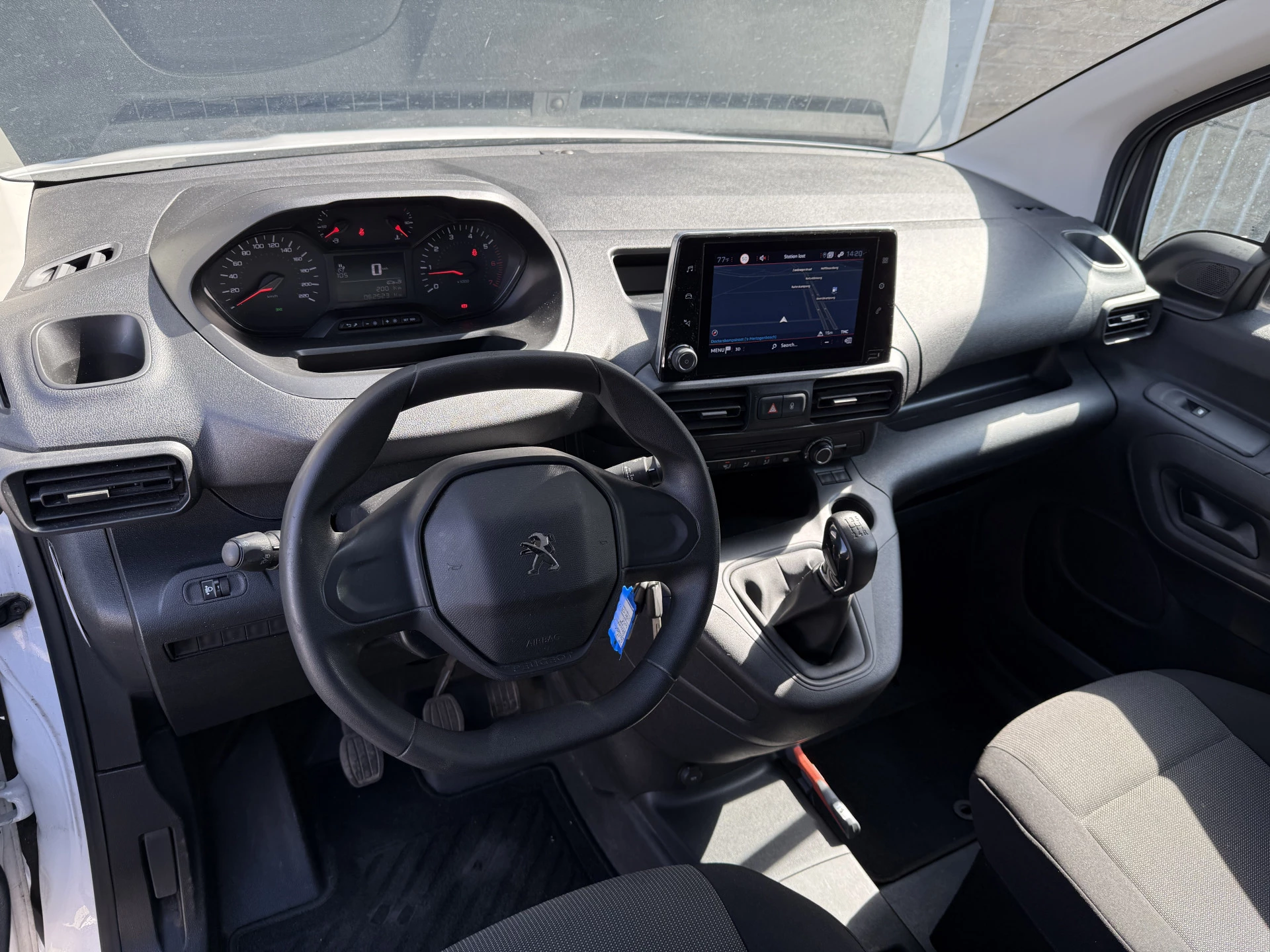 Hoofdafbeelding Peugeot Partner
