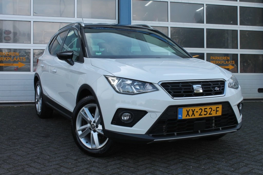 Hoofdafbeelding SEAT Arona
