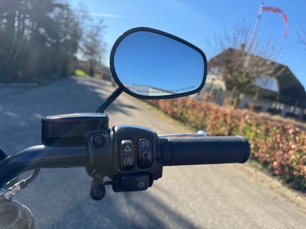 Hoofdafbeelding Harley-Davidson Low Rider