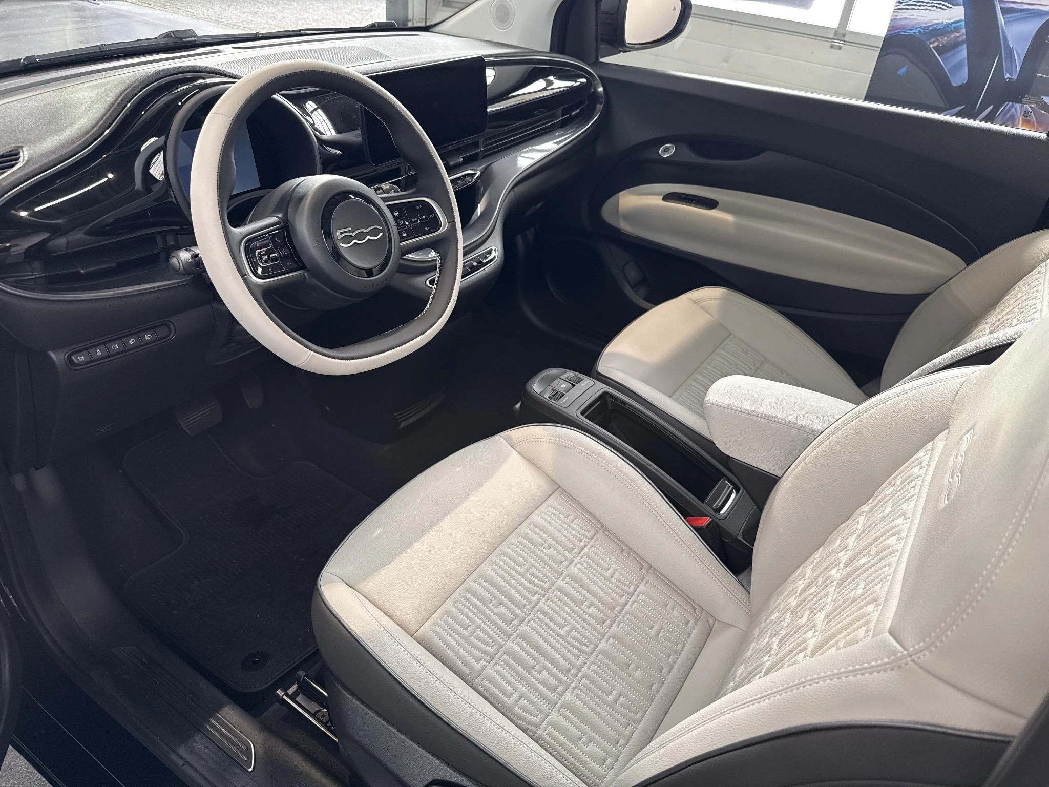 Hoofdafbeelding Fiat 500e