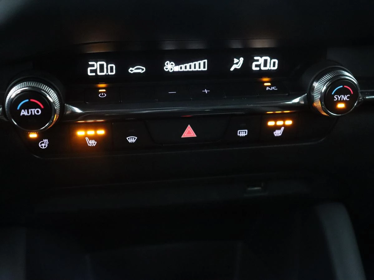 Hoofdafbeelding Mazda 3