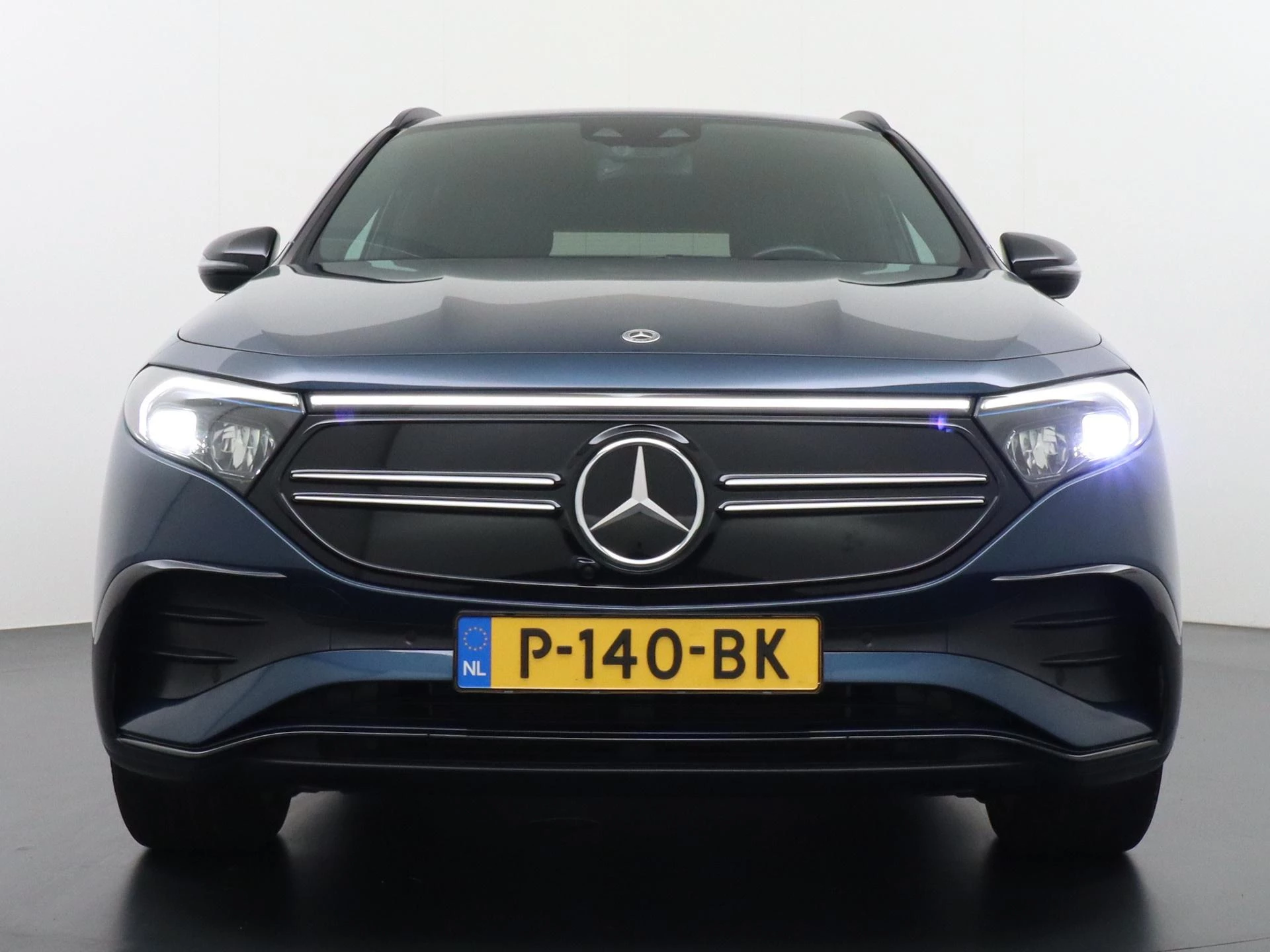 Hoofdafbeelding Mercedes-Benz EQA