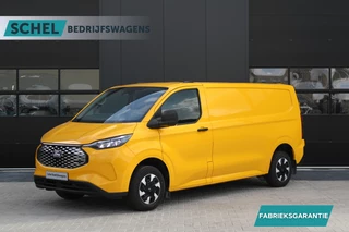 Hoofdafbeelding Ford E-Transit Custom Ford E-Transit Custom 340 L2H1 Trend 65 kWh 136pk - Trekhaak - Camera - LED - Carplay - Grootlicht Assist - Rijklaar