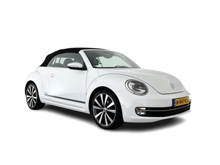 Hoofdafbeelding Volkswagen Beetle Volkswagen Beetle Cabriolet 1.6 TDI Design Cup Aut. *LUXURY-LEATHER | FENDER-AUDIO | CARPLAY | COMFORT-SEATS | HEATED-SEATS | ECC | SHIFTPADDLES | PDC | AIRSCARF | CRUISE | 19''ALU*