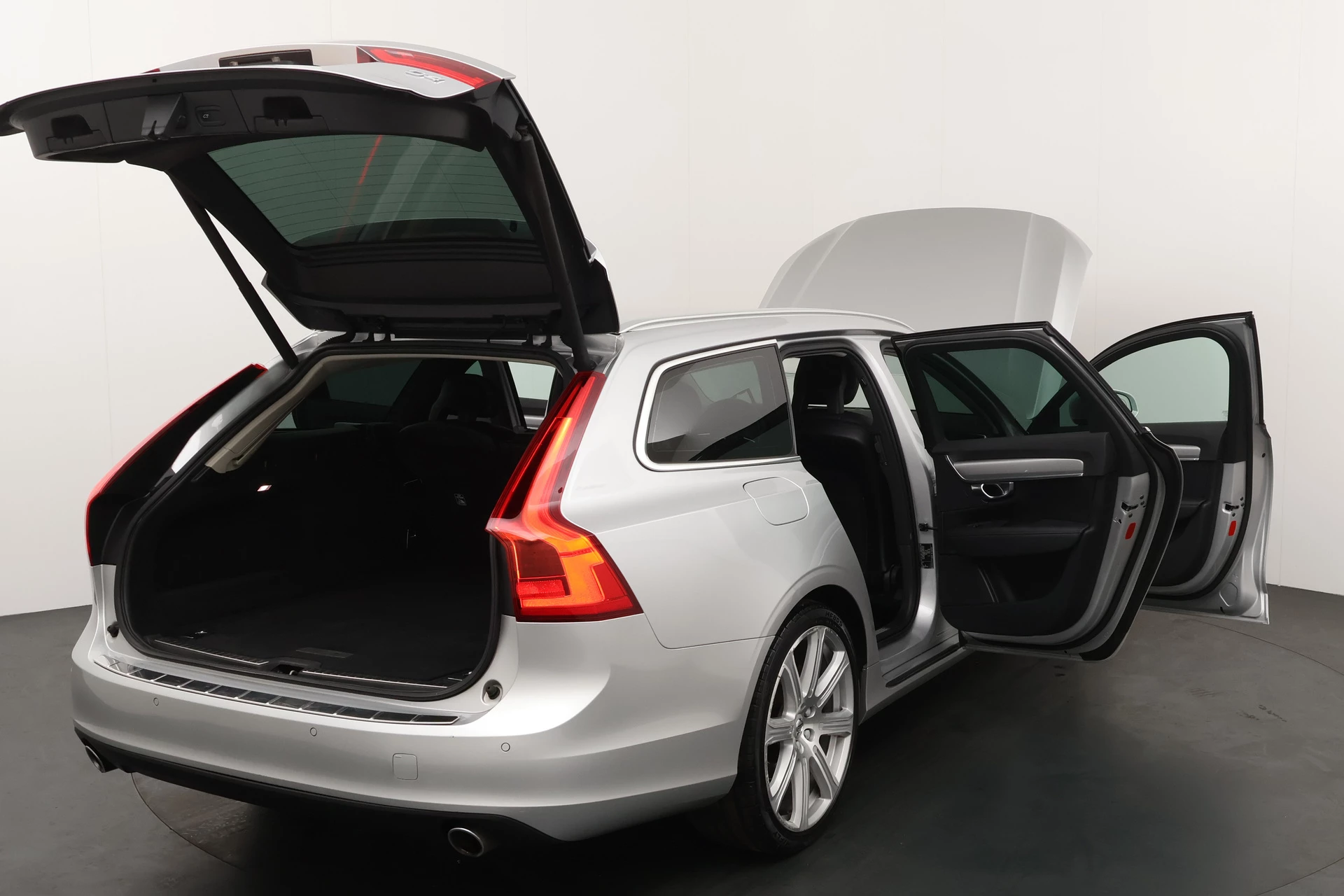 Hoofdafbeelding Volvo V90
