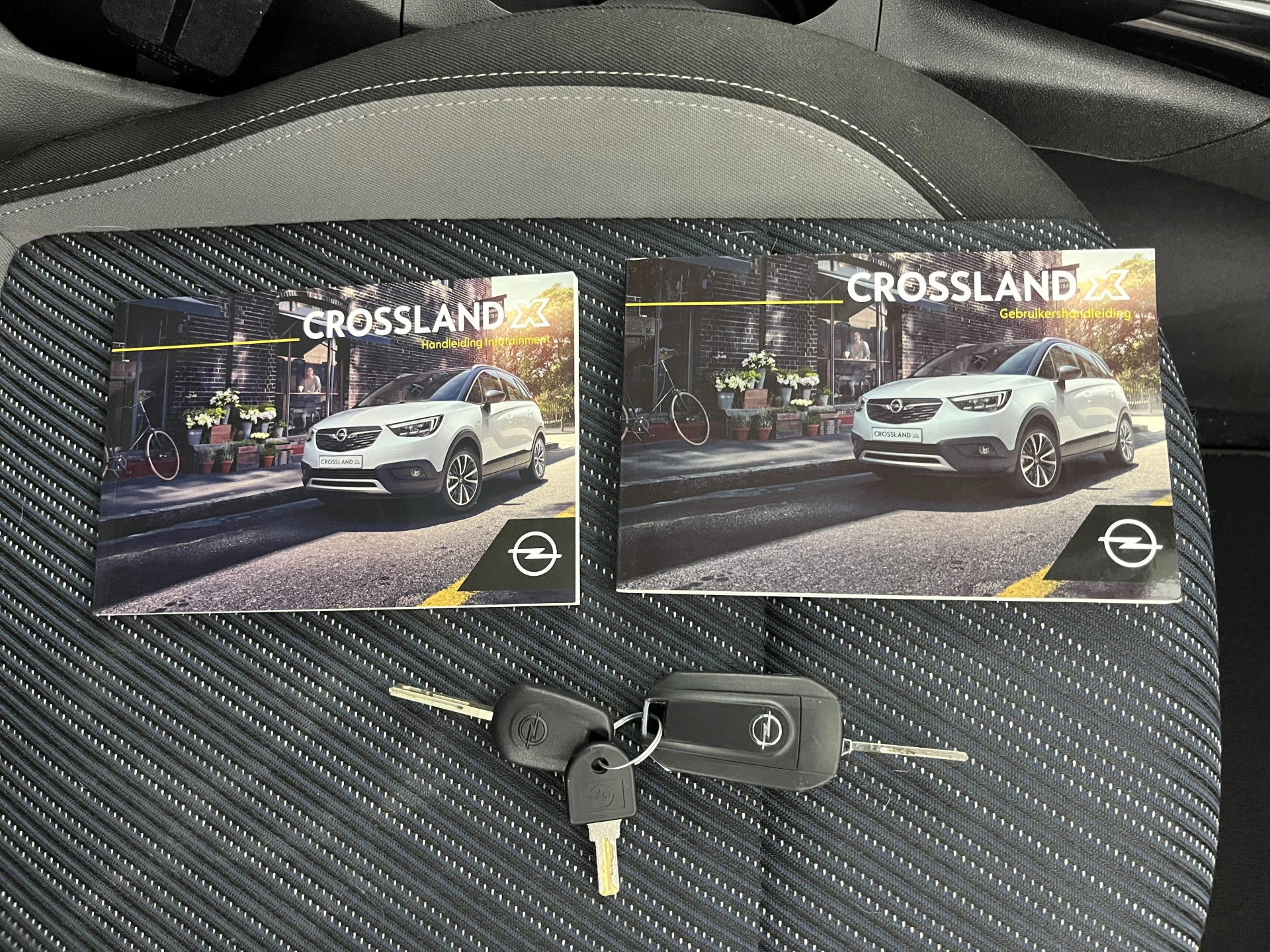 Hoofdafbeelding Opel Crossland X