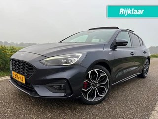 Ford Focus 1.0 EBH ST L. XBNS / BOMVOL / PANO / HEAD UP