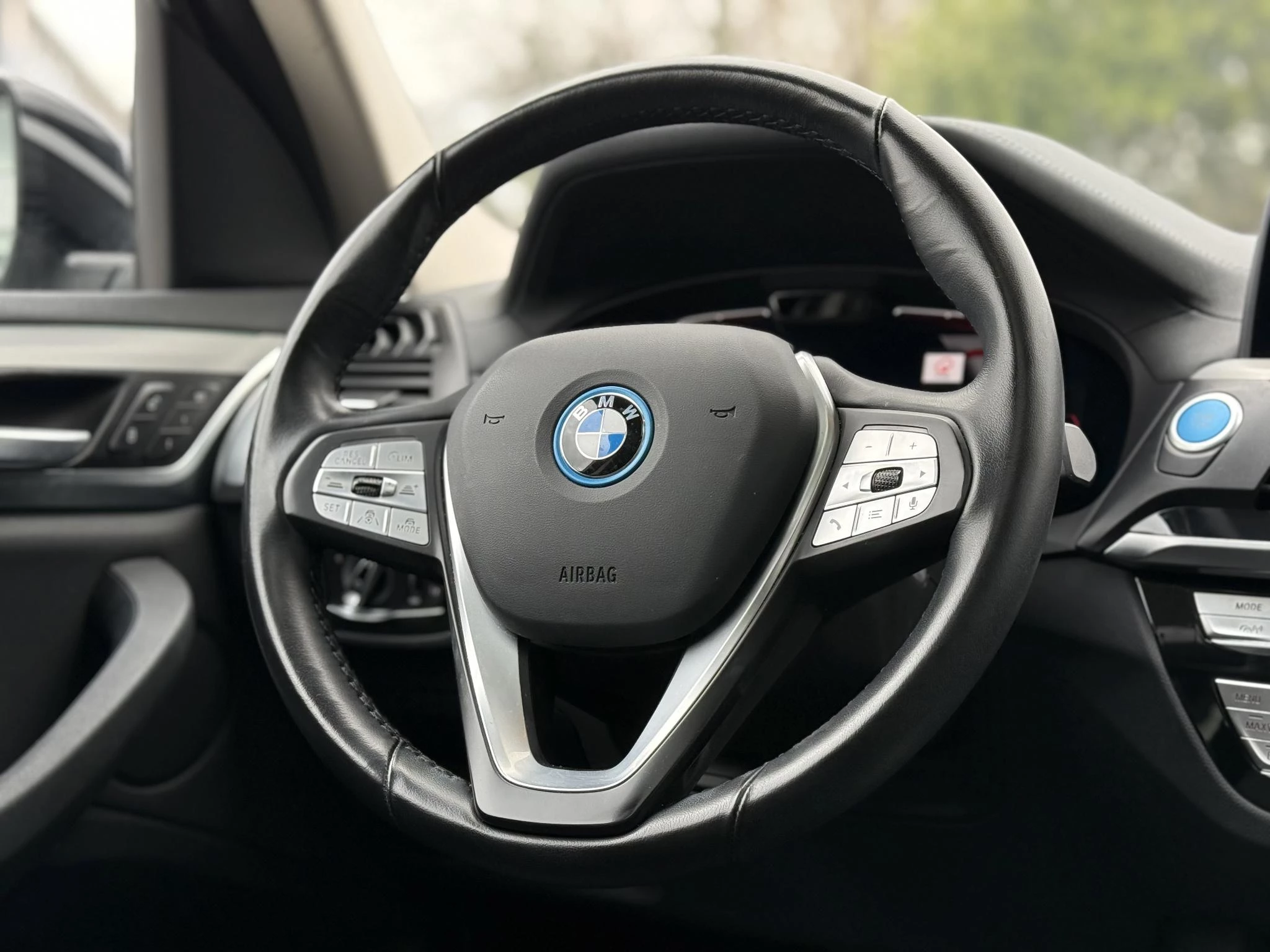 Hoofdafbeelding BMW iX3