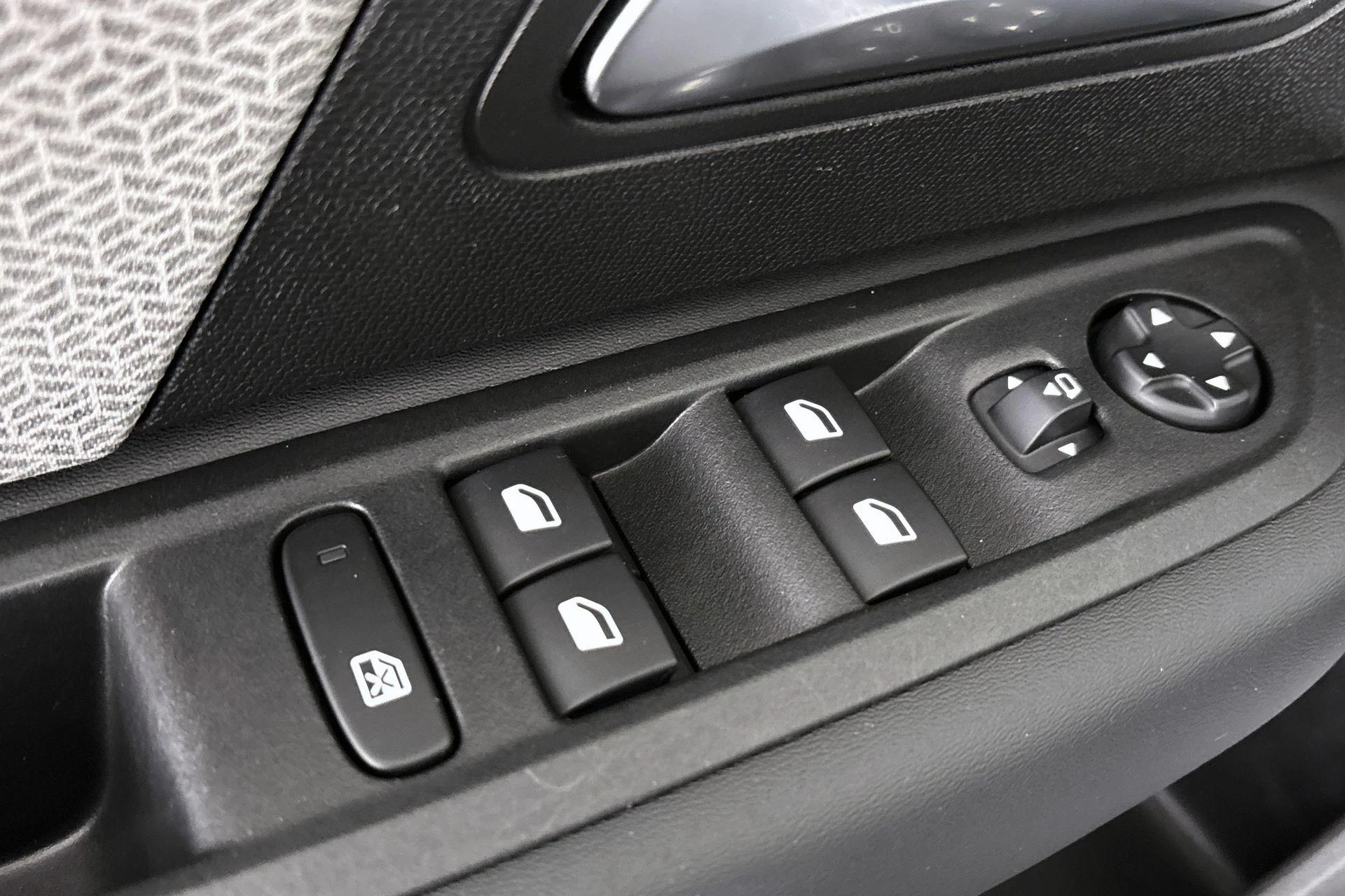 Hoofdafbeelding Citroën ë-C4 X