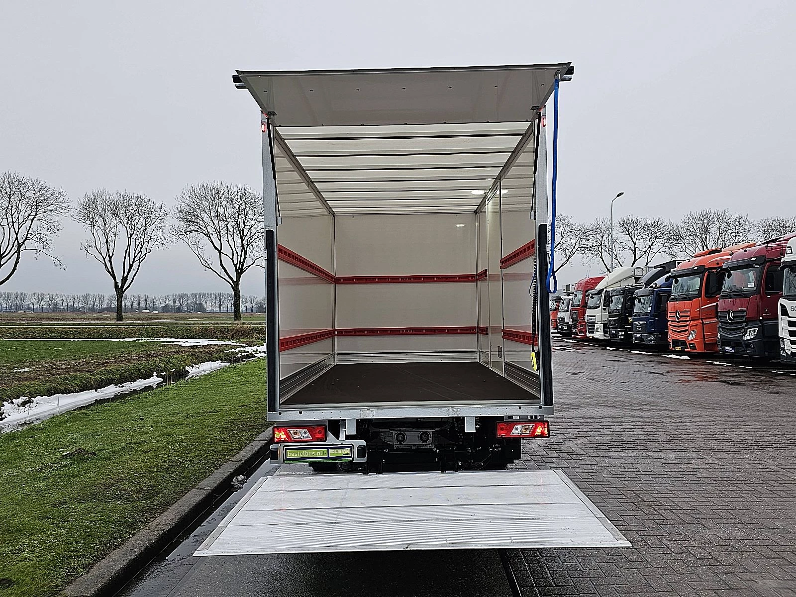 Hoofdafbeelding Ford E-Transit