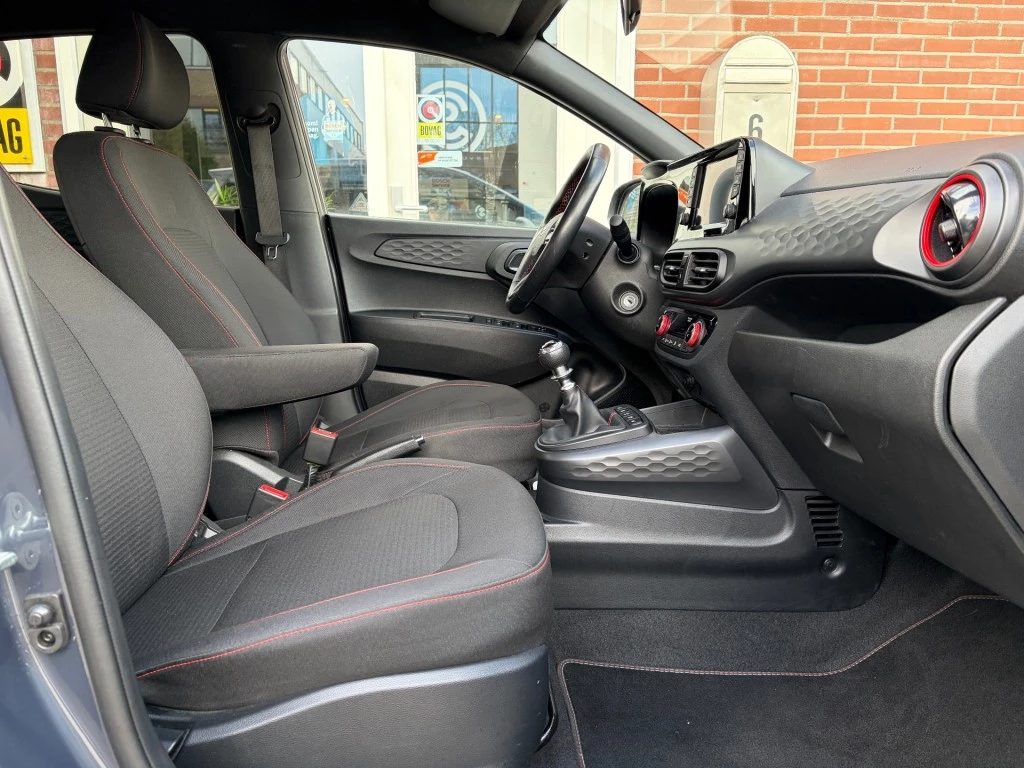 Hoofdafbeelding Hyundai i10