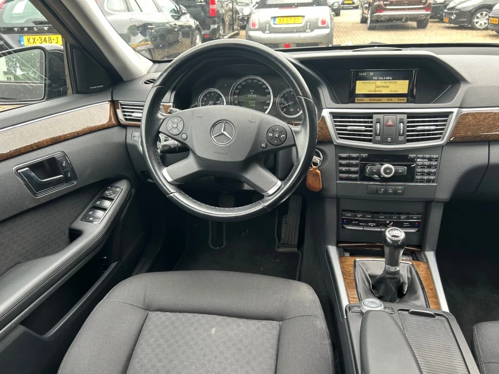 Hoofdafbeelding Mercedes-Benz E-Klasse