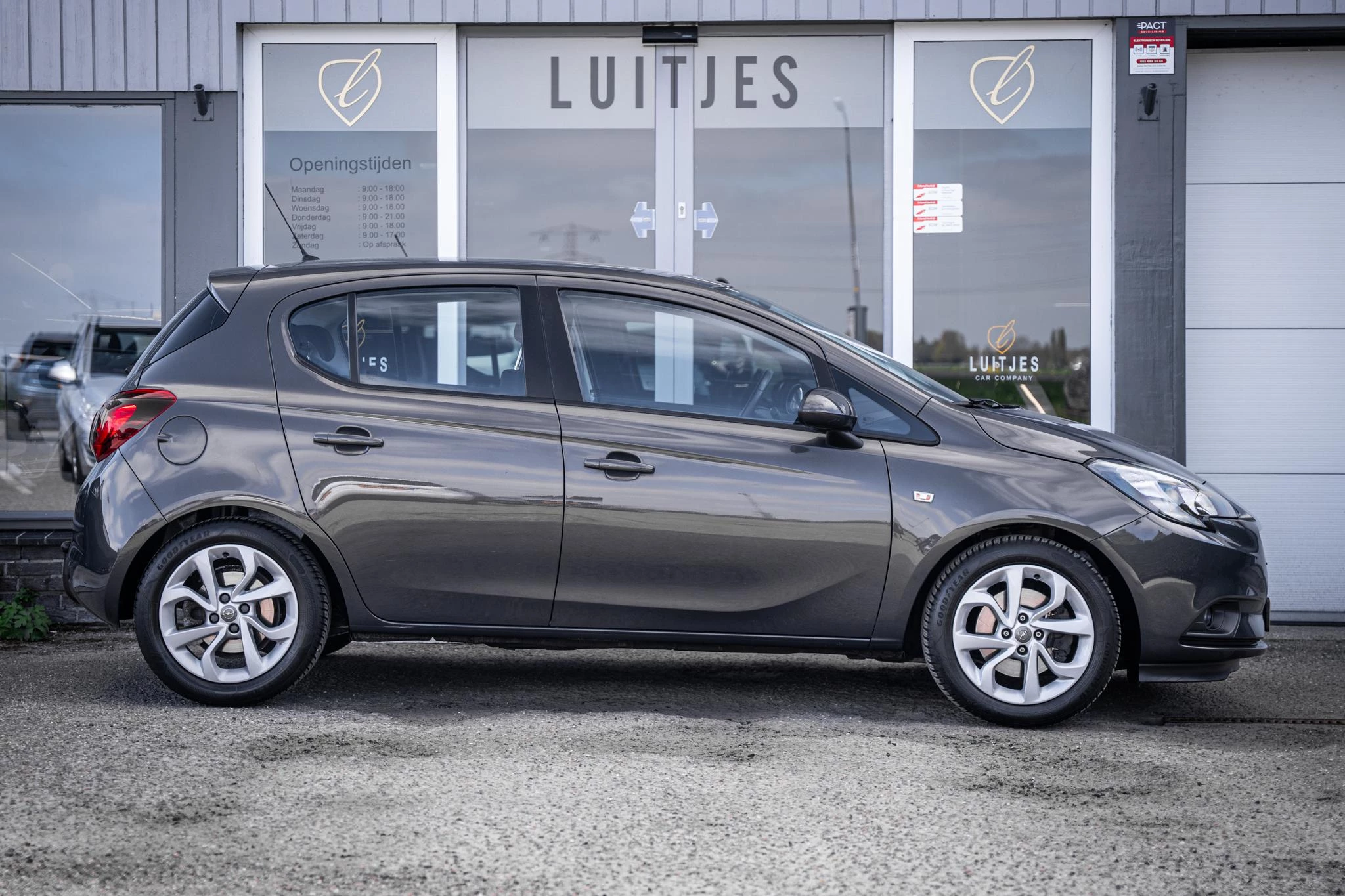 Hoofdafbeelding Opel Corsa