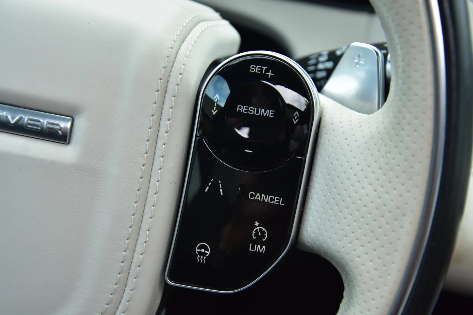 Hoofdafbeelding Land Rover Range Rover Velar