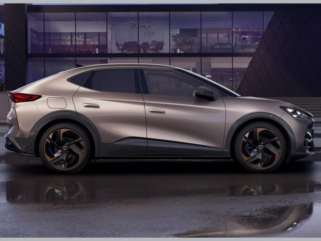 Hoofdafbeelding CUPRA Tavascan