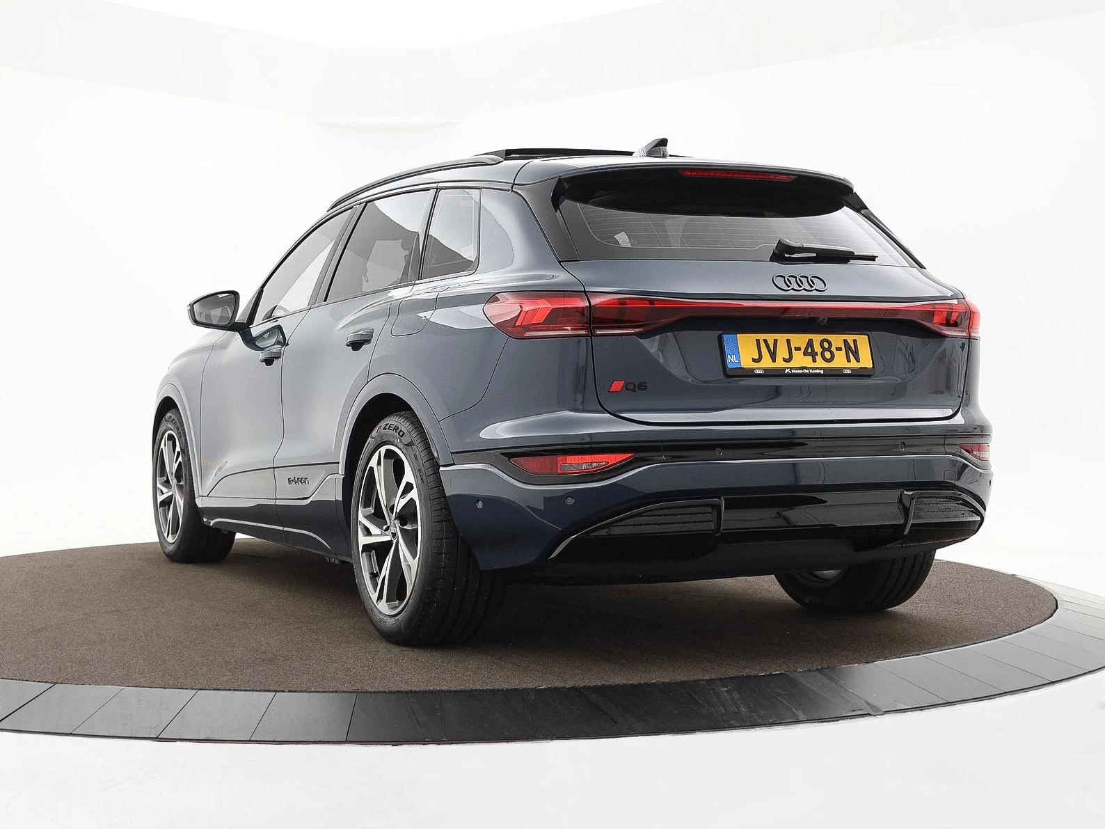 Hoofdafbeelding Audi Q6 e-tron