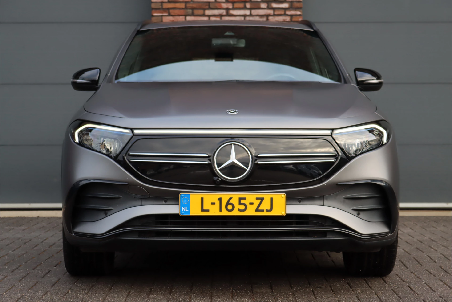 Hoofdafbeelding Mercedes-Benz EQA