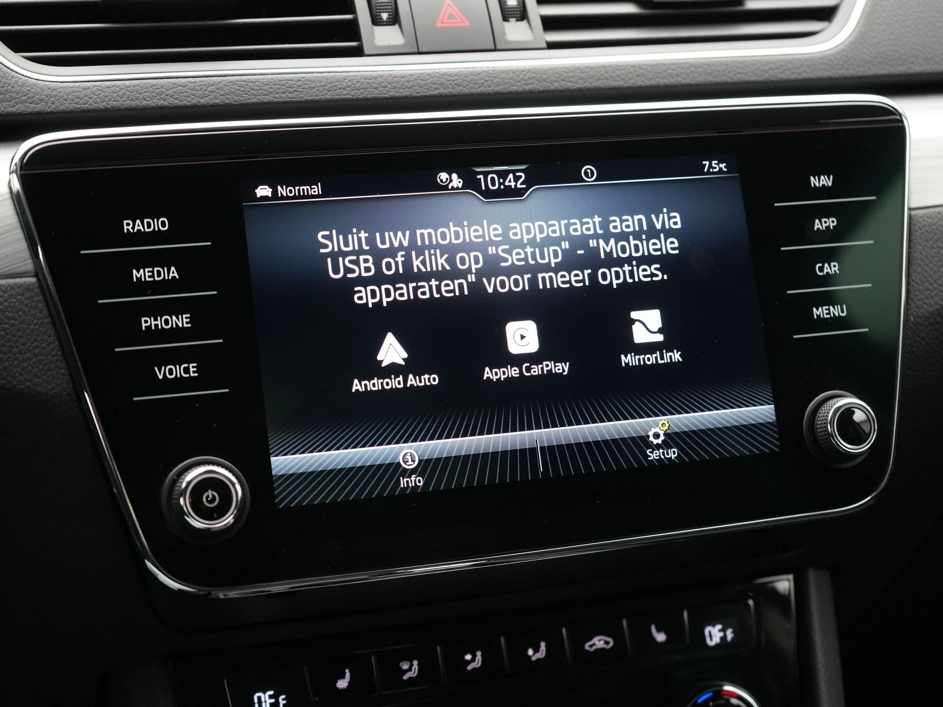Hoofdafbeelding Škoda Superb
