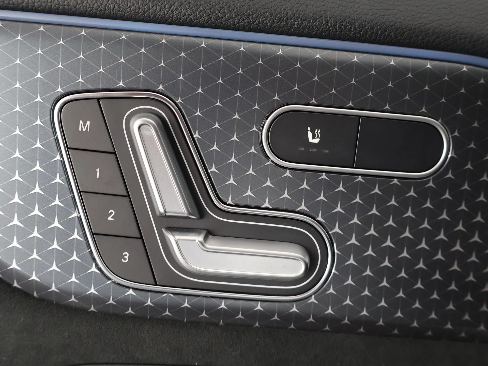 Hoofdafbeelding Mercedes-Benz EQA