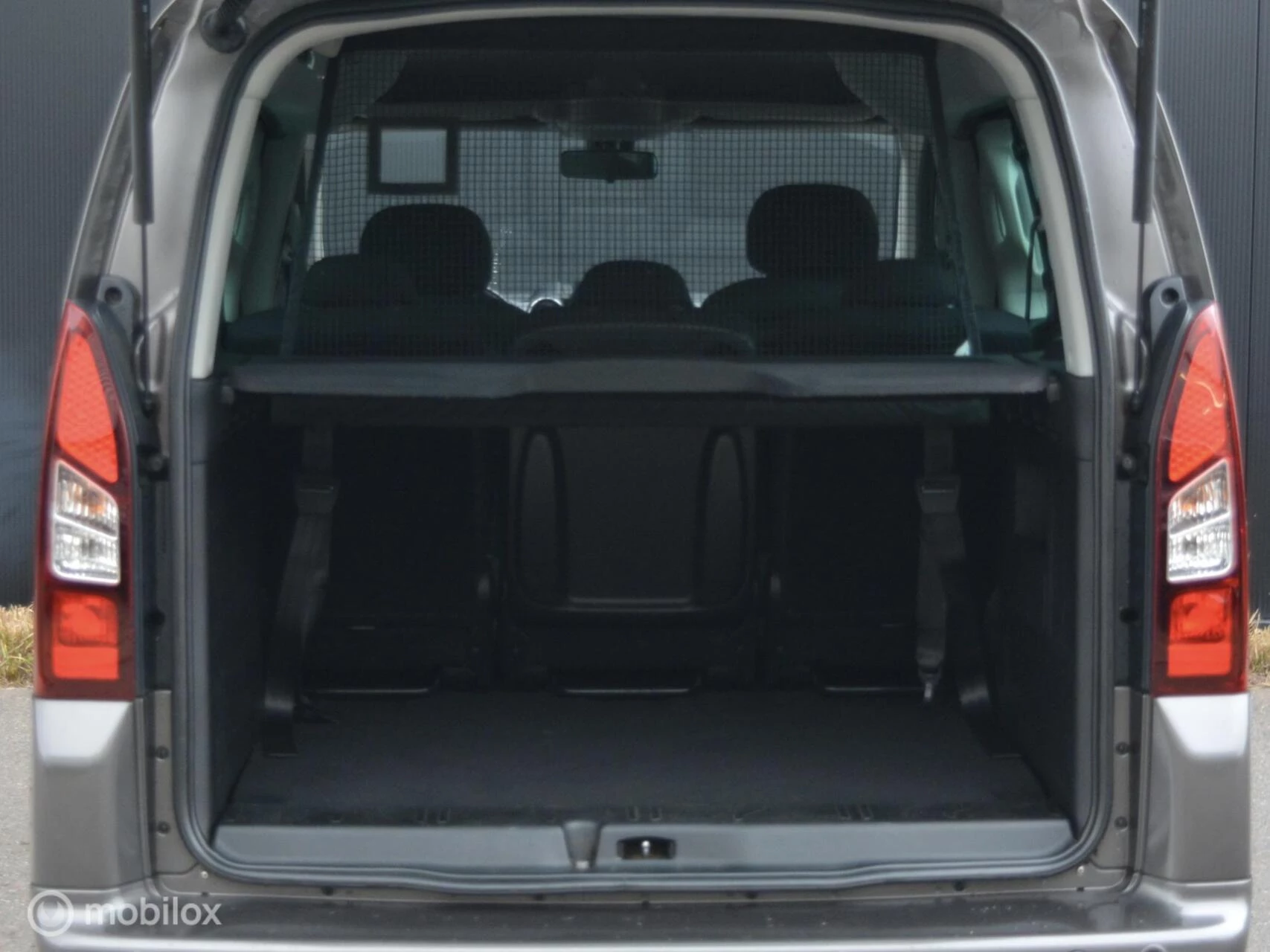 Hoofdafbeelding Peugeot Partner