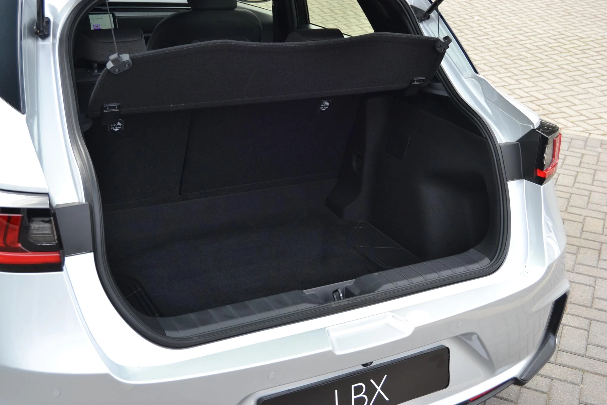 Hoofdafbeelding Lexus LBX